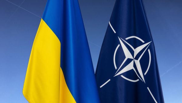 Ukraine từ bỏ nỗ lực theo đuổi NATO -0