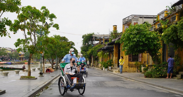 Hội An: Trình diễn Ngày hội Khinh khí cầu bên sông Hoài  -1