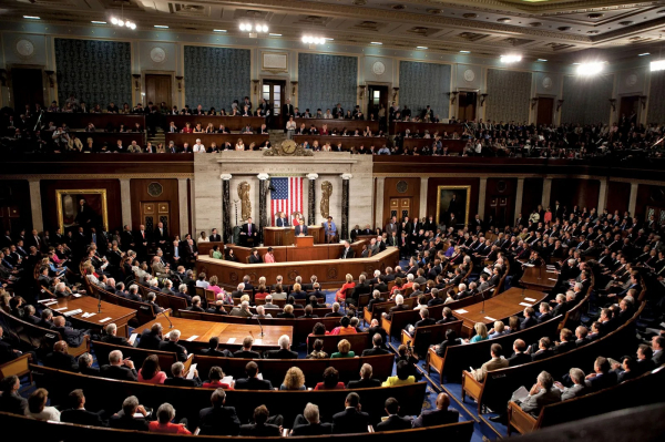 Hạ viện Mỹ thông qua dự luật đình chỉ qui chế thương mại bình thường với Nga và Belarus -0