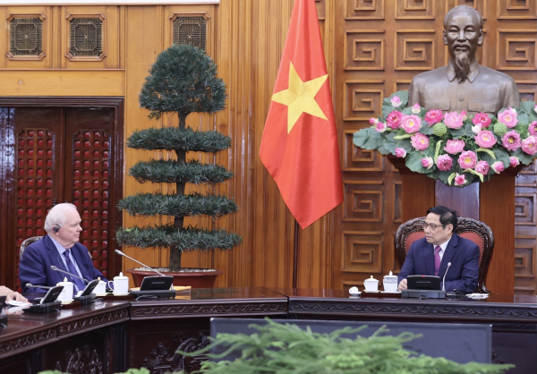 Thủ tướng Phạm Minh Chính tiếp Giám đốc Chương trình Việt Nam tại Đại học Harvard -0