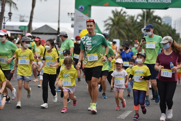 Nhiều VĐV Việt Nam và quốc tế đạt thành tích cao tại cuộc thi Marathon quốc tế Đà Nẵng 2022  -2