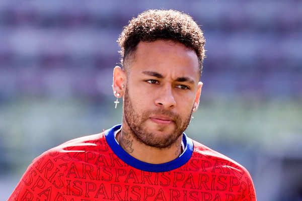 Vì sao Neymar bị rút ruột tài khoản ngân hàng? -0