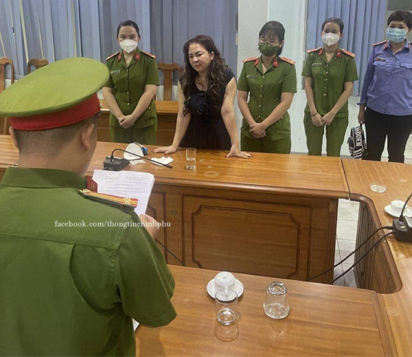 Những hình ảnh đầu tiên về vụ bắt giữ bà Nguyễn Phương Hằng -0
