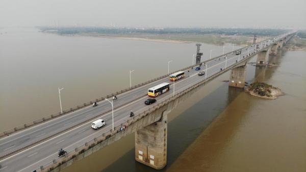 Tối nay, tháo dỡ 2 nhịp cầu Vĩnh Tuy, tạm đóng đường lên cầu từ Nguyễn Khoái -0
