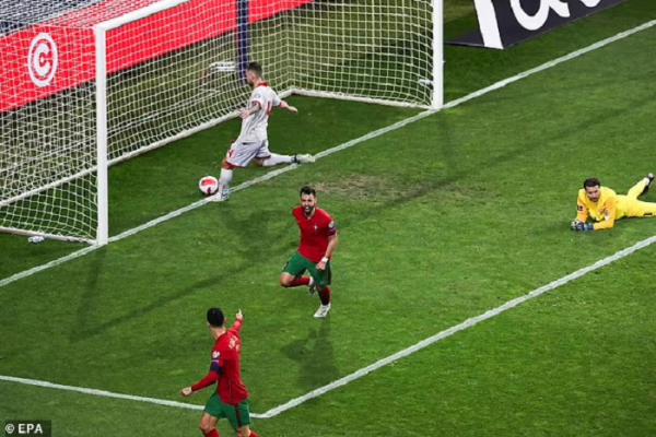 Bruno thành người hùng, Bồ Đào Nha đoạt vé tới World Cup -0