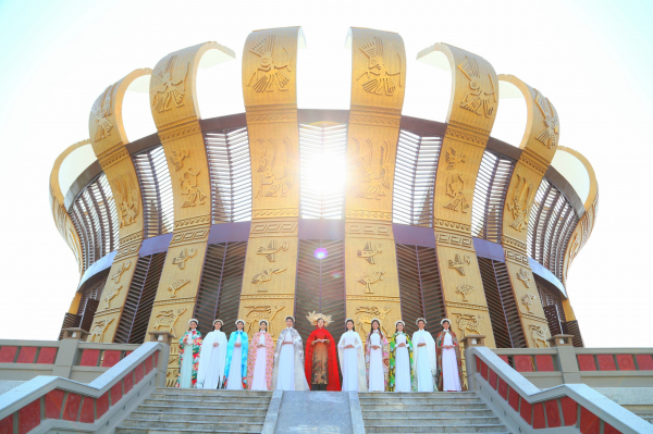 Đền thờ Vua Hùng – điểm nhấn văn hóa trên đất Tây Đô -0