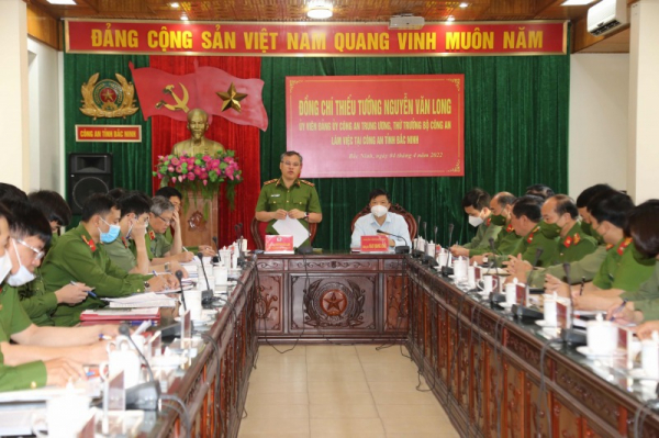 Deputy Minister Nguyen Van Long works with Bac Ninh Provincial Police Department -0