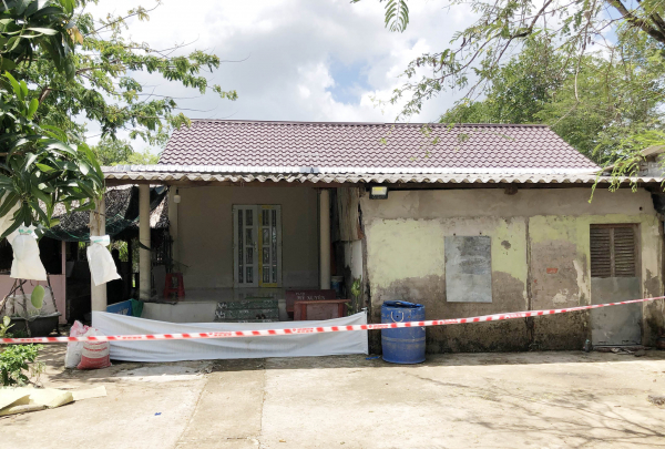 Nghi can sát hại 3 người trong gia đình ở Cà Mau bị thương rất nặng -0