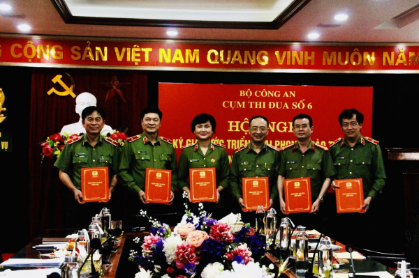 Cụm thi đua số 6, Bộ Công an ký giao ước  phong trào thi đua “Vì An ninh Tổ quốc” năm 2022. -0