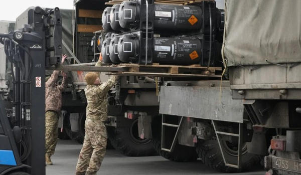 Ukraine cấp tập xin vũ khí viện trợ từ NATO -0