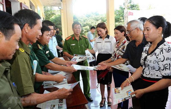 Đến tận nhà tuyên truyền phòng, chống ma túy trên tuyến biên giới -0