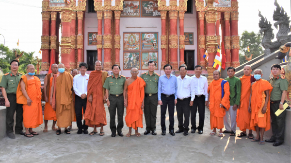 Chủ nhiệm Ủy ban QPAN của Quốc hội chúc Tết Chol Chnam Thmay tại Bạc Liêu và Sóc Trăng -2