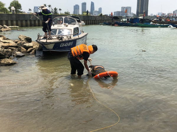 Đà Nẵng: Thi thể nam thanh niên nổi trên sông Hàn sau 5 ngày “không liên lạc được” -1