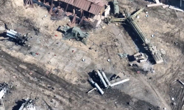 Máy bay Nga bắn phá S-300 Ukraine sau tin Slovakia gửi viện trợ -0