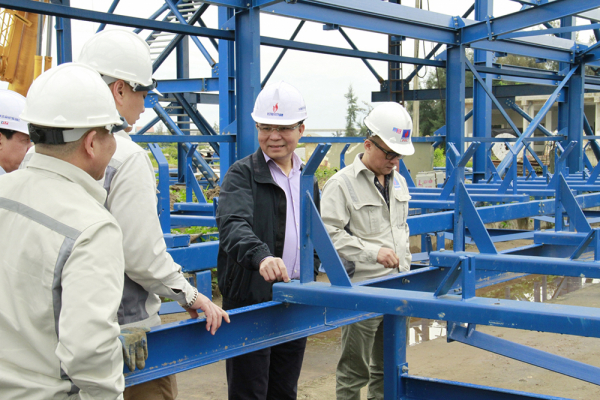 Ngăn chặn suy giảm sản lượng khai thác tự nhiên, Petrovietnam đạt tăng trưởng cao trong quý I/2022 -1