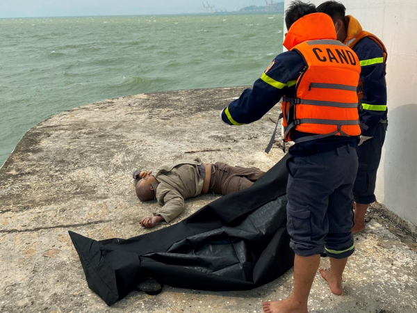 Đà Nẵng: Lại tiếp tục phát hiện thi thể nam dưới cầu Thuận Phước -0