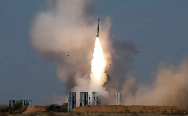 Nga bắn rơi máy bay chở vũ khí NATO sang Ukraine -0