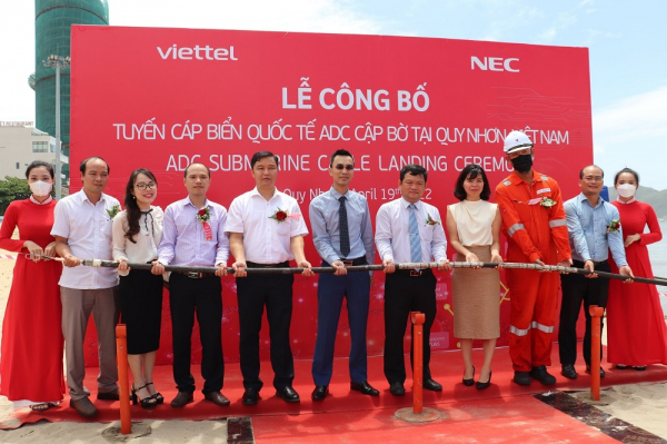 Viettel công bố cập bờ tuyến cáp ADC, băng thông lớn nhất Việt Nam -0