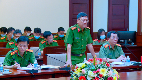      Thứ trưởng Nguyễn Văn Long kiểm tra công tác tại Công an tỉnh Khánh Hòa -0
