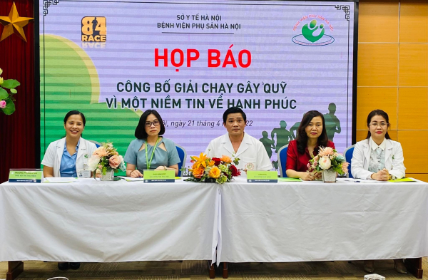 Giải chạy gây quỹ cho các cặp vợ chồng mắc bệnh lý di truyền -0