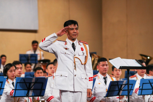 Tổng duyệt chương trình “Tự hào người chiến sĩ CAND Việt Nam” -1