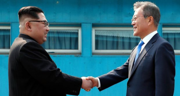 Hé lộ lá thư tay chân thành của hai nhà lãnh đạo Hàn Quốc - Triều Tiên -0