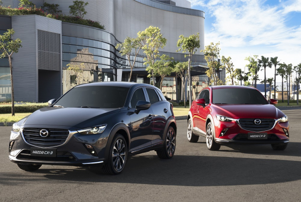 Mazda CX-3 & CX-30 tạo sức hút trong phân khúc SUV đô thị tầm 900 triệu  -0
