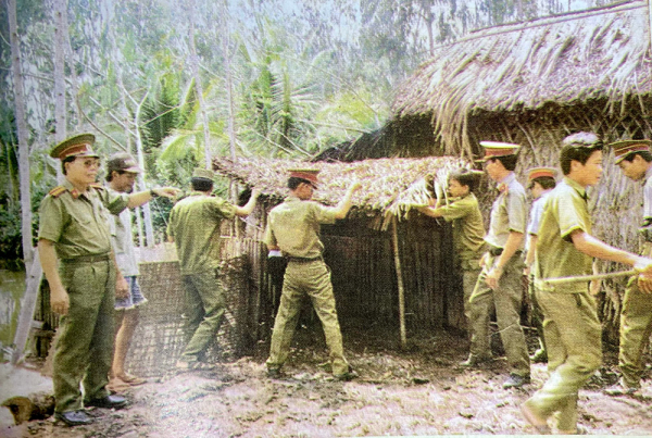 Trang 26 - Gặp người chỉ huy Đội biệt động cánh Đông Nam Sài Gòn - Gia Định trước ngày giải phóng -0