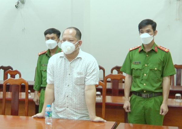 Bắt Giám đốc và nguyên Phó Giám đốc Ban QLDA Đông Bắc tỉnh Cà Mau -0