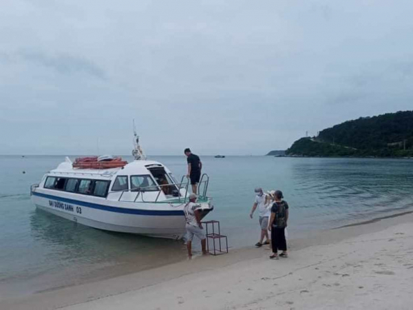 Hội An: Tạm dừng tàu vận chuyển du khách từ Cửa Đại ra đảo  Cù Lao Chàm -1