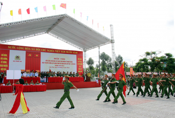 Khai mạc Hội thi điều lệnh, bắn súng, võ thuật CAND -0