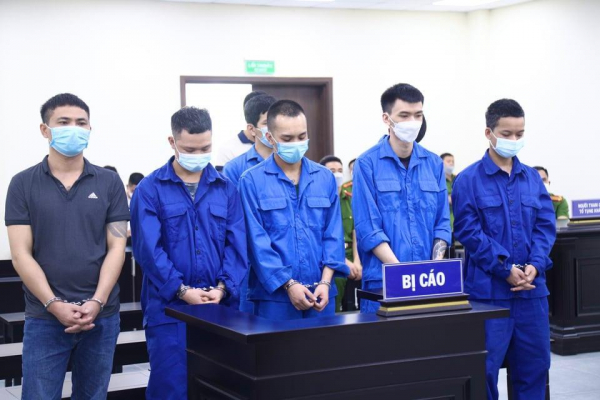Nổ súng gây án ở Hà Nội, nhóm thanh niên trả giá đắt  -0
