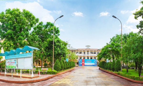 Khởi tố vụ án hình sự tại Trường THPT Nguyễn Trãi -0