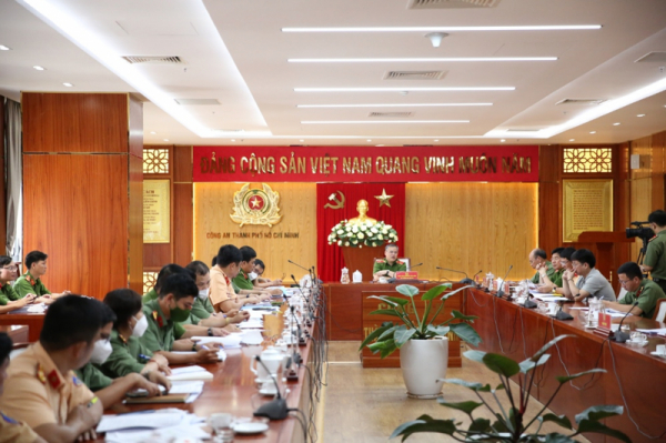 Deputy Minister Nguyen Van Long inspects fire safety, traffic order in HCMC -0