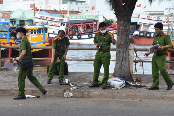 Đối tượng dùng xe ôtô cán chết người ra đầu thú -0