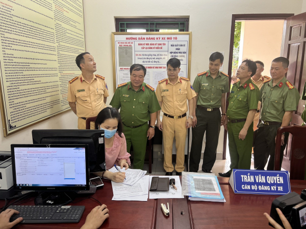 Công an Bắc Ninh sẵn sàng đăng ký xe tại cấp huyện, cấp xã -1
