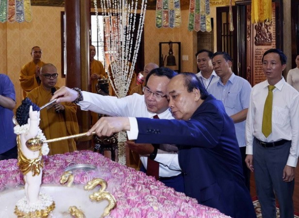 Chủ tịch nước chúc mừng Đại lễ Phật đản tại Thành phố Hồ Chí Minh -0