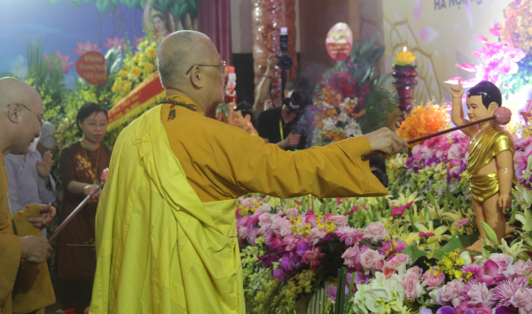Trang trọng tổ chức Đại lễ Phật đản Phật lịch 2566 – dương lịch 2022 tại chùa Quán Sứ, Hà Nội -3