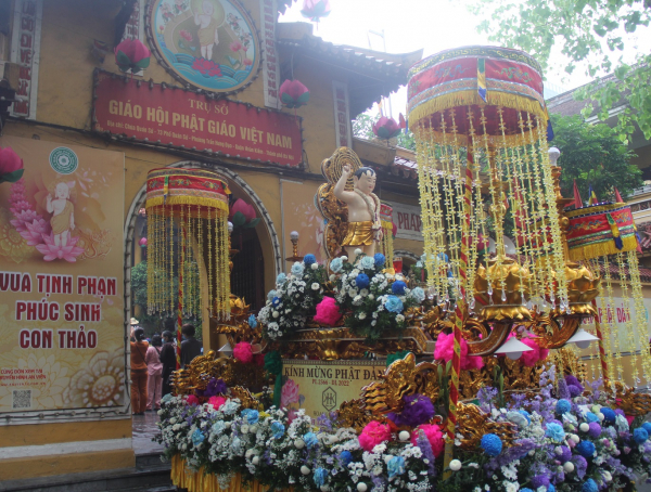 Tổ chức trang trọng đại lễ phật đản phật lịch 2566 tại chùa quán sứ