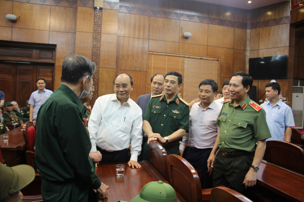 Chủ tịch nước Nguyễn Xuân Phúc thăm, làm việc tại tỉnh Điện Biên -0