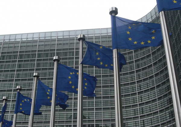 EU công bố kế hoạch cực tốn kém để thoát năng lượng Nga -0