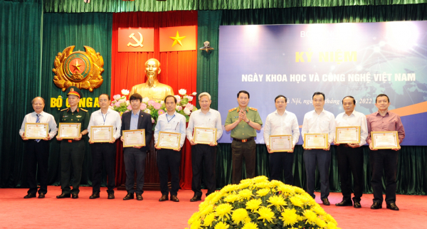Bộ Công an tổ chức Lễ Kỷ niệm Ngày Khoa học và Công nghệ Việt Nam -0