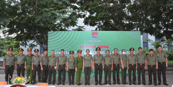 Công an TP Hồ Chí Minh phát động “Tết trồng cây đời đời nhớ ơn Bác Hồ” -0