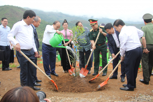  Xây dựng tỉnh Điện Biên trở thành thành trì kinh tế vững chắc trên tuyến Tây Bắc -0