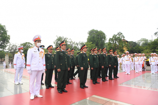 Lãnh đạo Đảng, Nhà nước vào Lăng viếng Chủ tịch Hồ Chí Minh -0