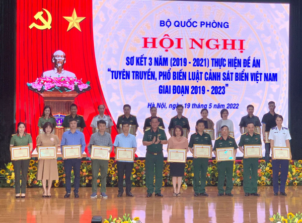 Luật Cảnh sát biển Việt Nam lan tỏa sâu rộng đến mọi tầng lớp nhân dân -0