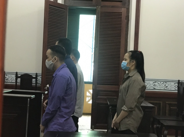 Vợ chồng cùng lãnh án vì bắt giữ con nợ -0