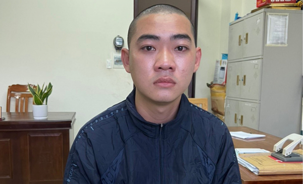 Quảng Nam: Khởi tố đối tượng nổ súng, chém người gây náo loạn phố cổ Hội An  -0