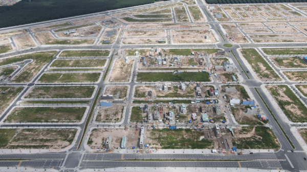 Nguy cơ chậm bàn giao mặt bằng sân bay Long Thành vì phát sinh đất tái định cư -0
