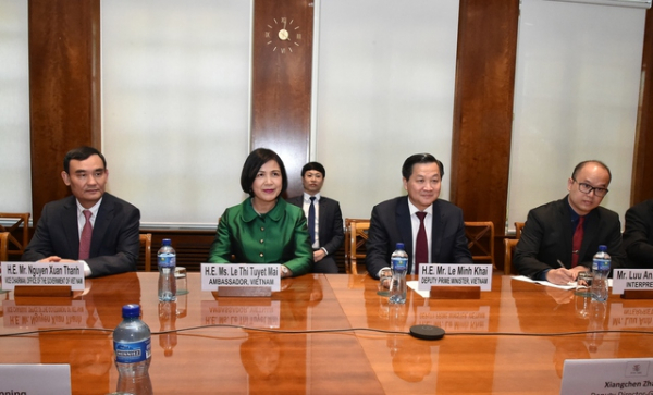 Phó Thủ tướng Chính phủ Lê Minh Khái thăm trụ sở WTO và làm việc Phó Tổng Giám đốc WTO -0